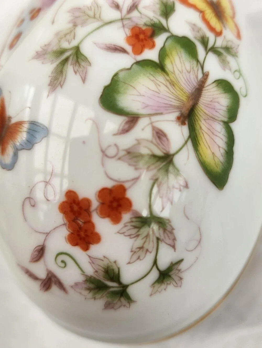 VTG Butterfly Moth Trinket Box 1974 Easter 5 1/2” Egg Shape Floral Porcelain